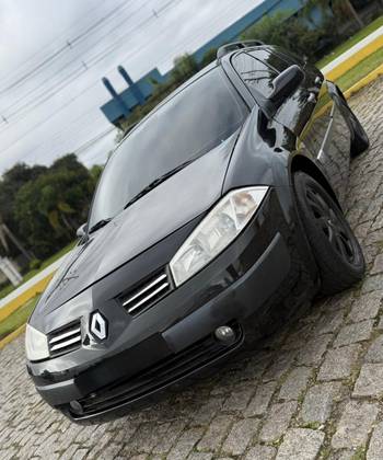 RENAULT MEGANE 1.6 DYNAMIQUE GRAND TOUR 16V FLEX 4P MANUAL RENAULT MEGANE 1.6 DYNAMIQUE GRAND TOUR 16V FLEX 4P MANUAL